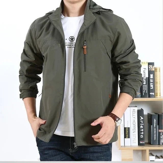 Winddicht, waterdicht herenjack in militaire stijl