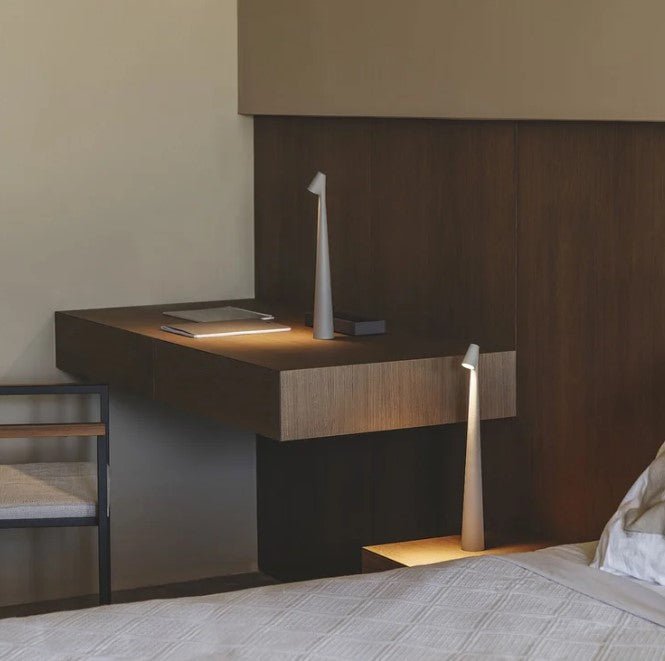 Draagbare tafellamp met instelbare helderheid, compacte verlichting