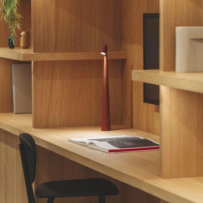 Draagbare tafellamp met instelbare helderheid, compacte verlichting