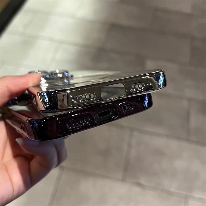Gouden magnetisch telefoonhoesje met slanke beschermende schaal