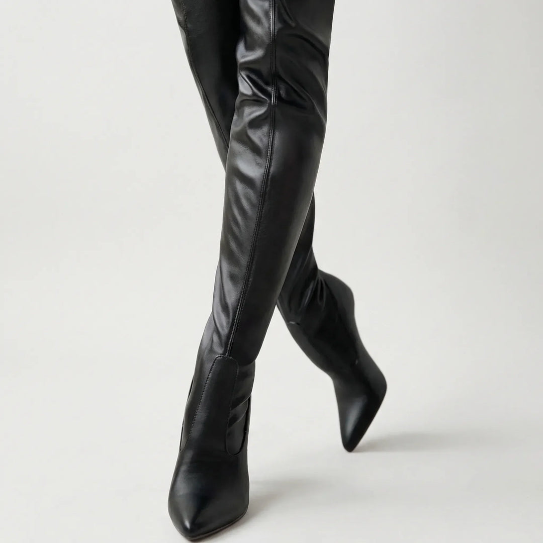 Overknee-laars met spitse neus - Sandra