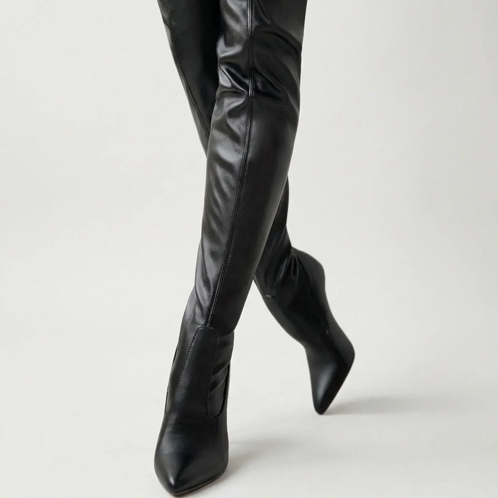 Overknee-laars met spitse neus - Sandra