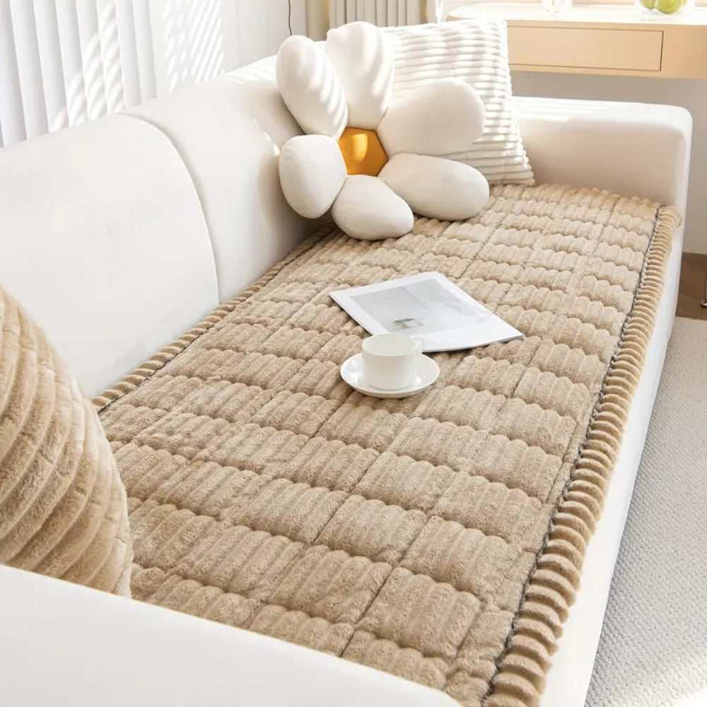 Pluche bankhoes met elegante geplooide randen
