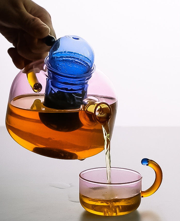 Theezetset met theepot en mok in urban stijl