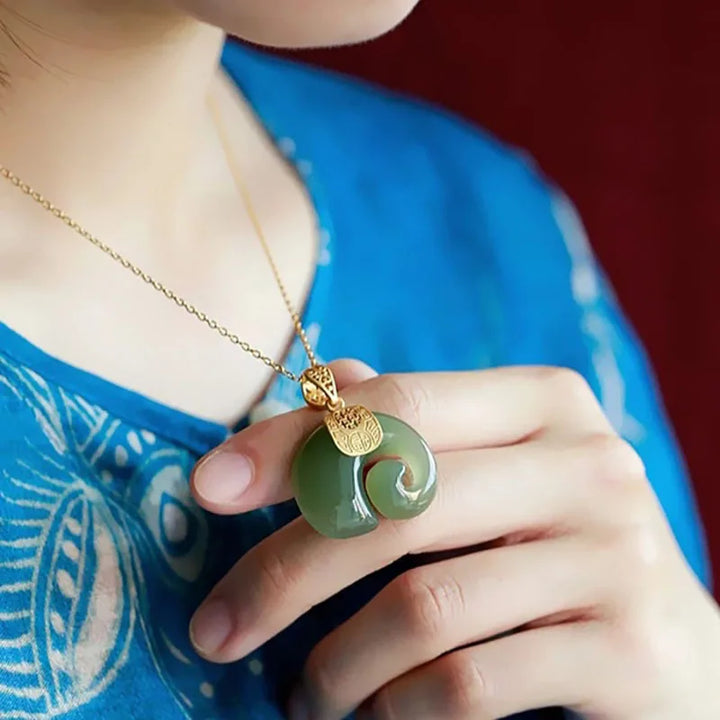 Hetian Jade Olifant Hanger Ketting – Goud Geplateerde Ketting voor Vrouwen