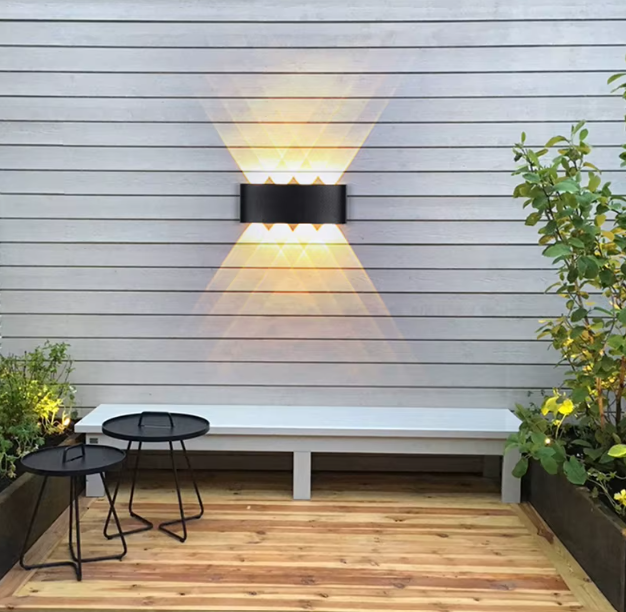 Moderne wandlamp voor binnen en buiten – Minimalistische ledspot