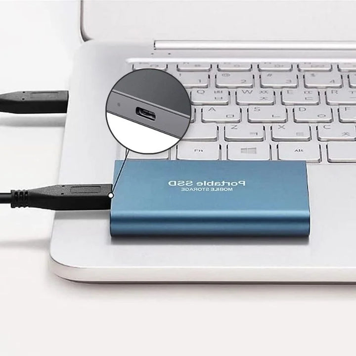 https://cdn.shopify.com/s/files/1/0886/0765/4234/files/Ultra-Speed-External-SSD-10.webp?v=1744288365