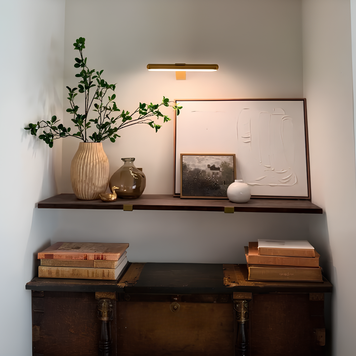 Wandlamp in galeriestijl