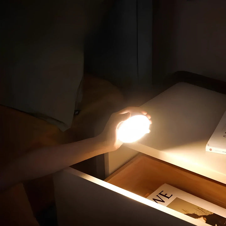 Lamp met automatische bewegingsdetectie, compacte binnenverlichting