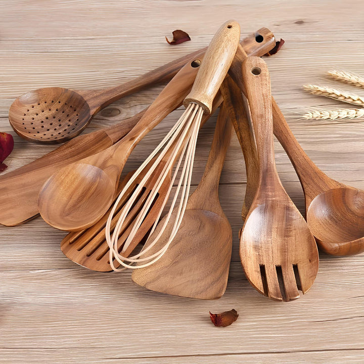 https://cdn.shopify.com/s/files/1/0886/0765/4234/files/Ustensiles-de-cuisine-en-bois-de-teck.jpg?v=1756204691