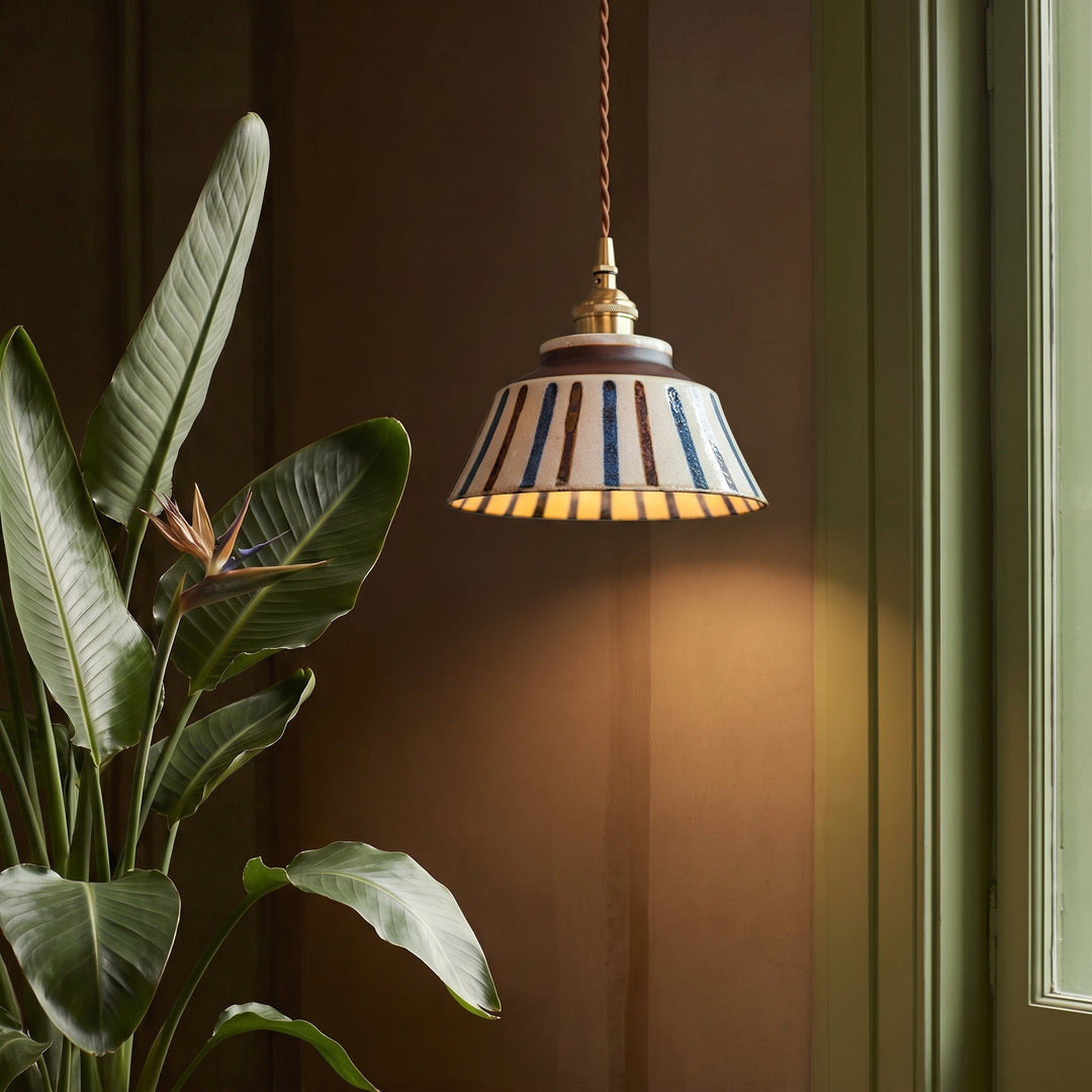Vintage handbeschilderde keramische hanglamp met stoffen snoer