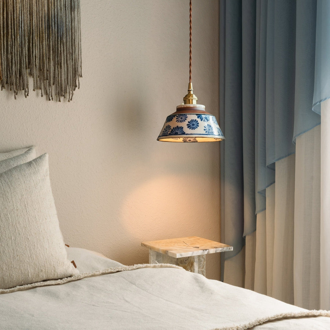 Vintage handbeschilderde keramische hanglamp met stoffen snoer