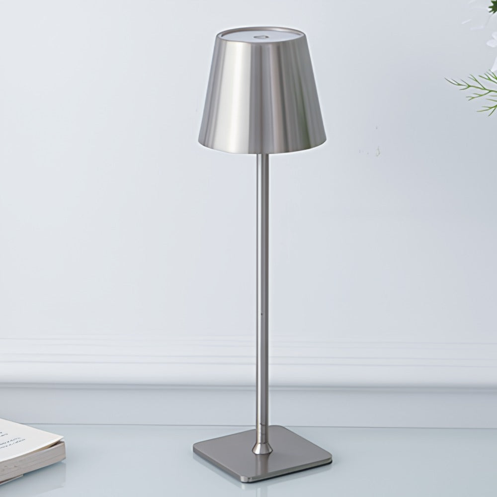 Hoge dimbare tafellamp, oplaadbare LED-lamp met aanraakbediening