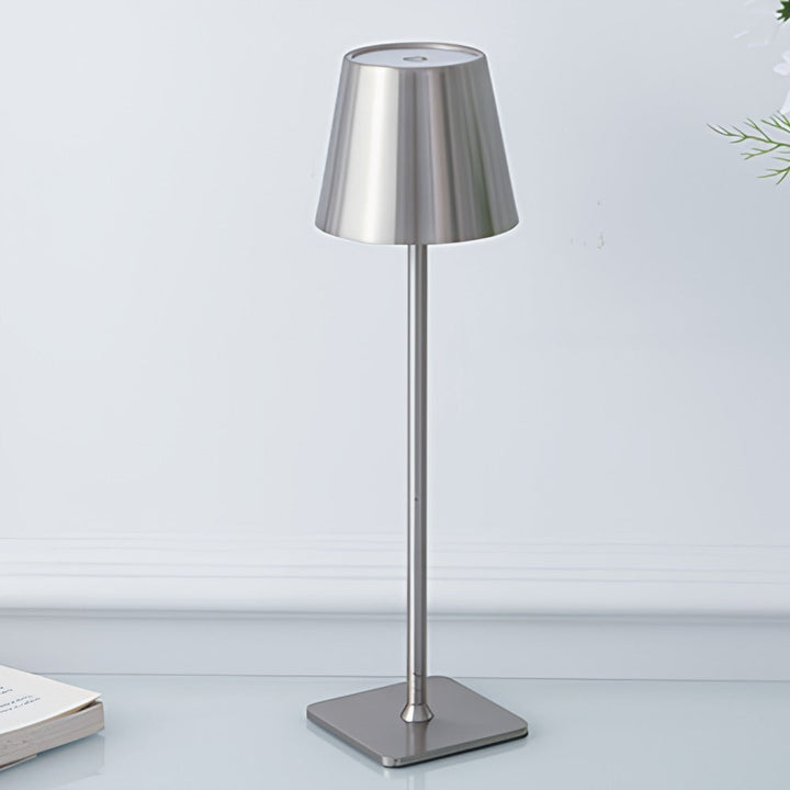 Hoge dimbare tafellamp, oplaadbare LED-lamp met aanraakbediening