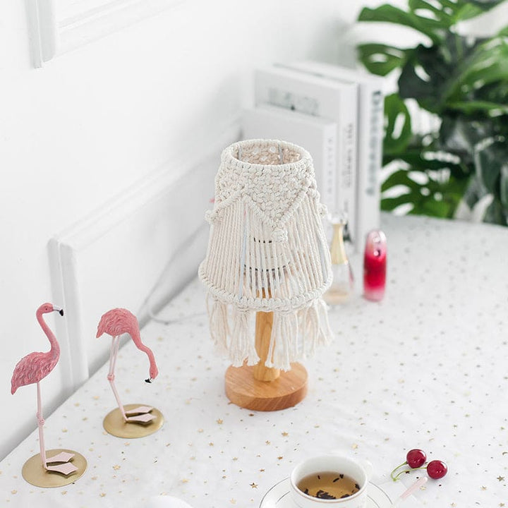 LumiPlume - Luxe Tafellamp met Uniek Verenontwerp
