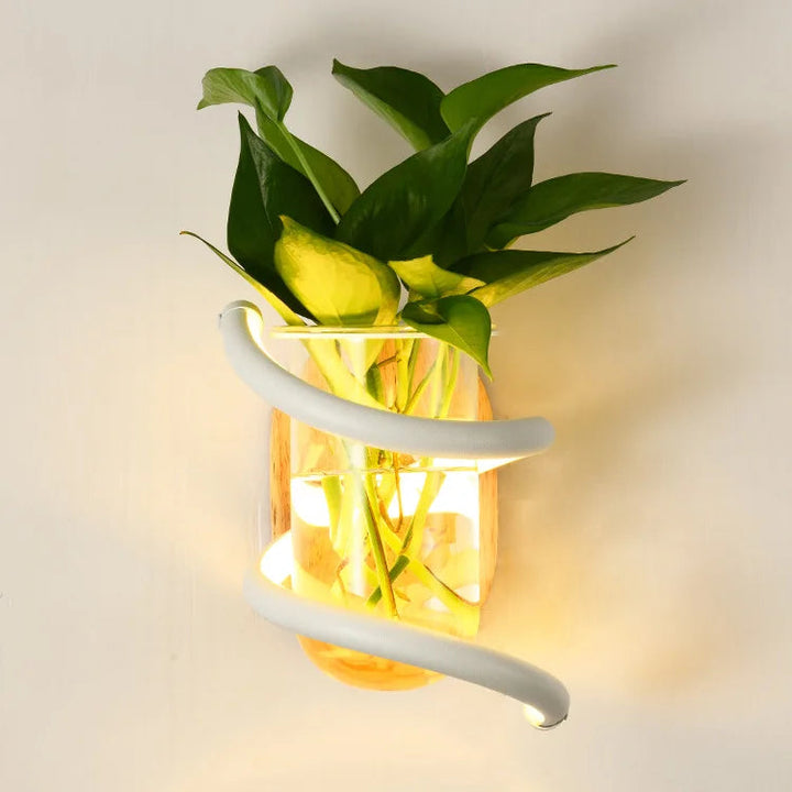 LumiVase - Scandinavische Houten LED Wandlamp met Vaas voor Sfeervolle Decoratie
