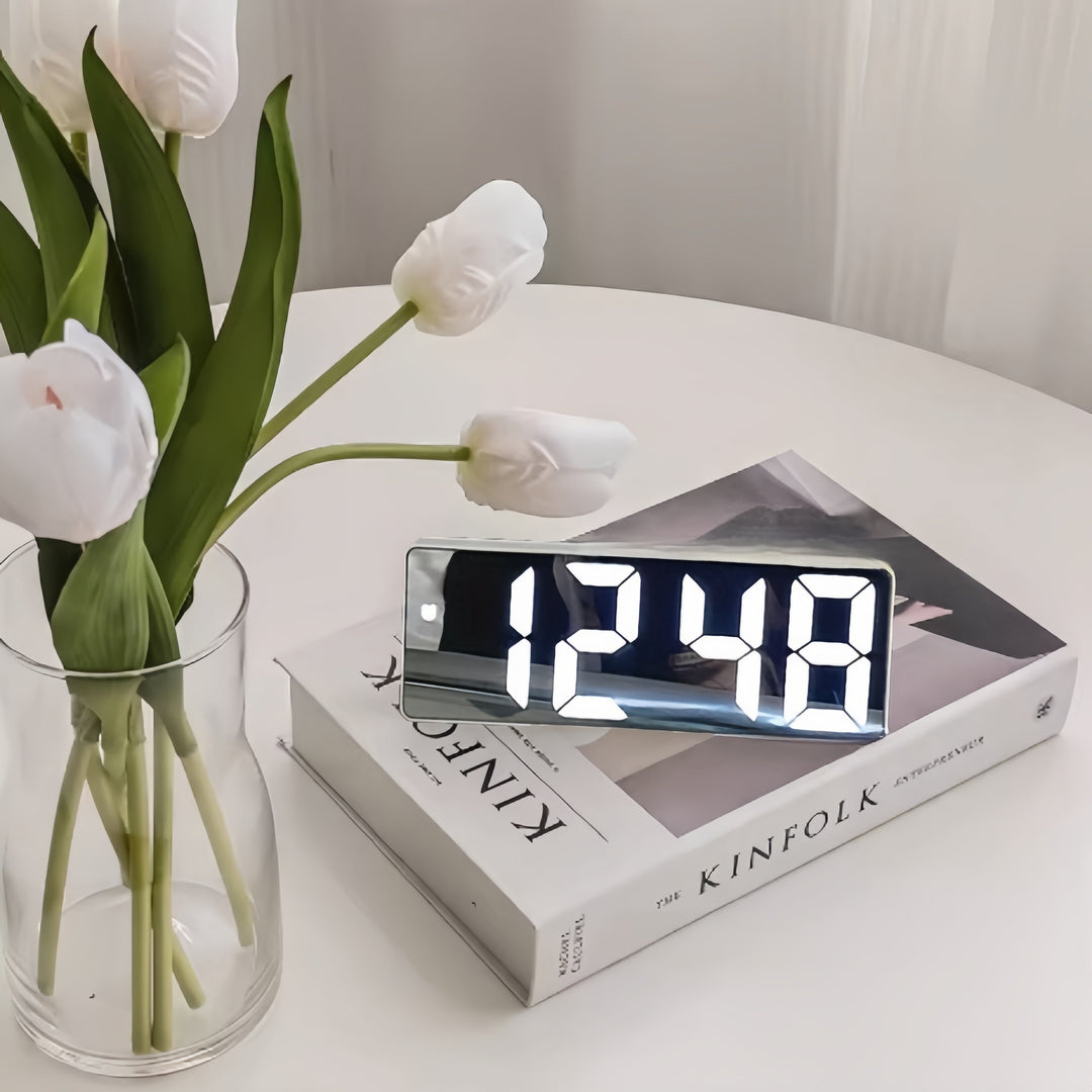 Digitale zonsopgangwekker met lichtsimulatie en snoozefunctie