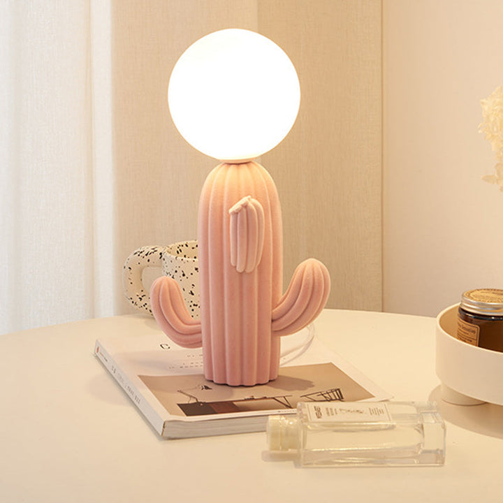 GlowCactus - Creatieve Tafellamp met Pluche Ontwerp en Glazen Kap