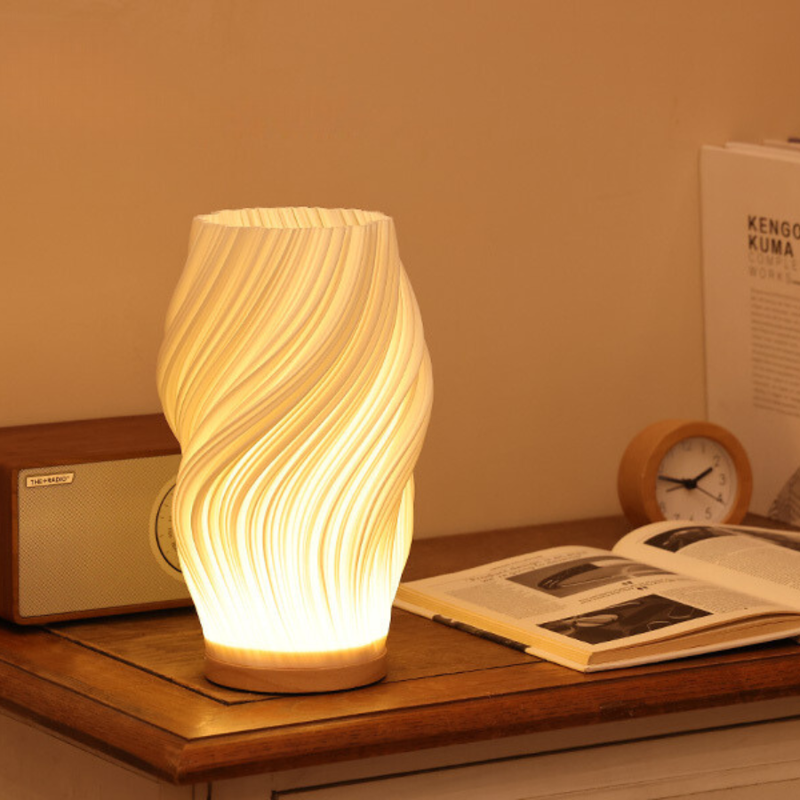 GlowWave - Moderne Swirl Tafellamp met Warme Sfeerverlichting