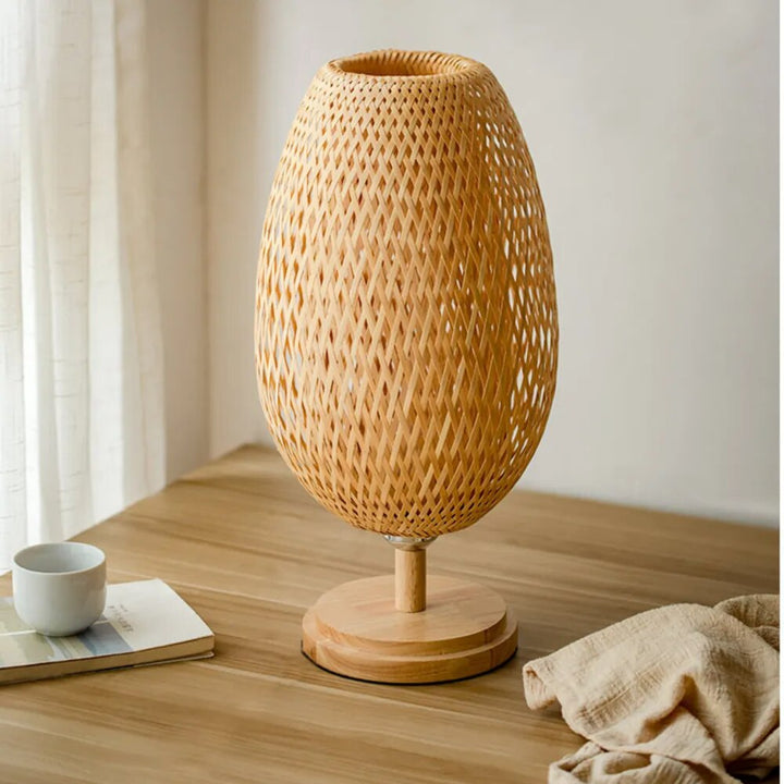 LumiBamboo - Handgemaakte Vintage Bamboe Tafellamp voor Natuurlijke Sfeer