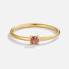 Zachte gouden ring met geboortesteen