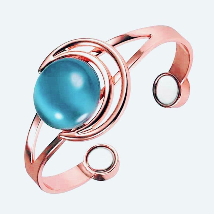 Retro-style Fashion Cat-eye Copper Bracelet