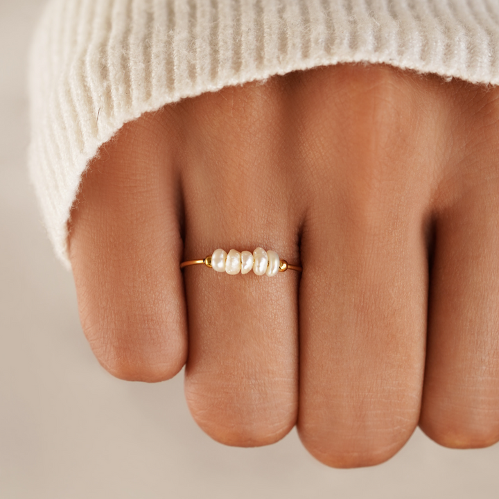 Elegante zoetwaterparel ring