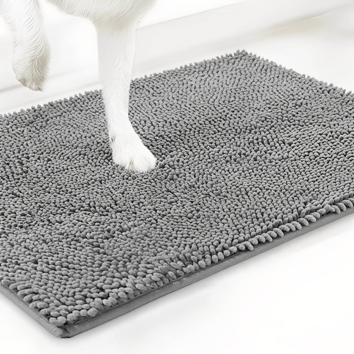 Absorberende antislip deurmat voor honden met vuile poten