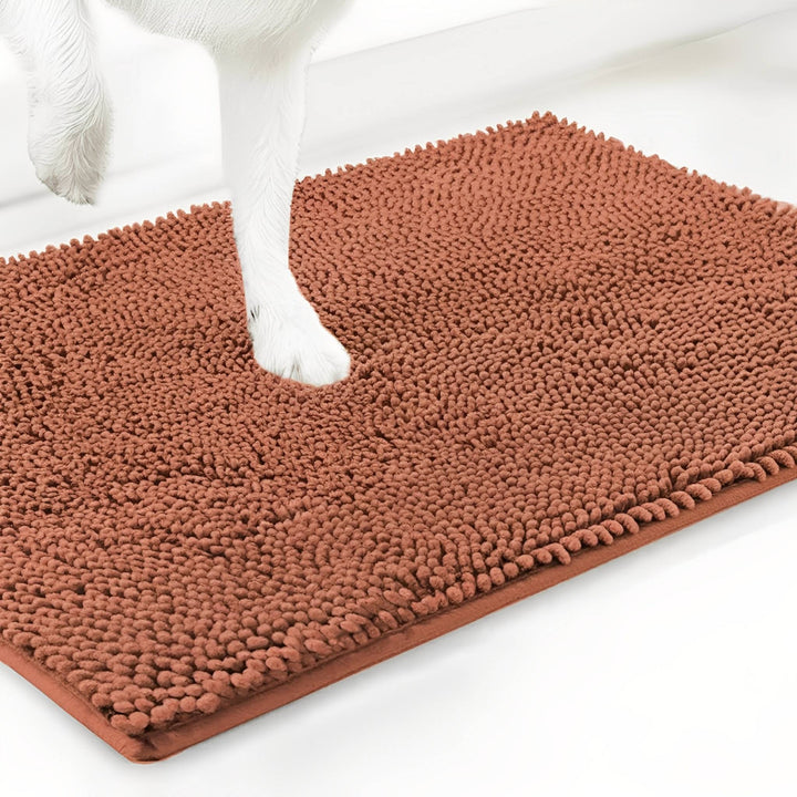 Absorberende antislip deurmat voor honden met vuile poten