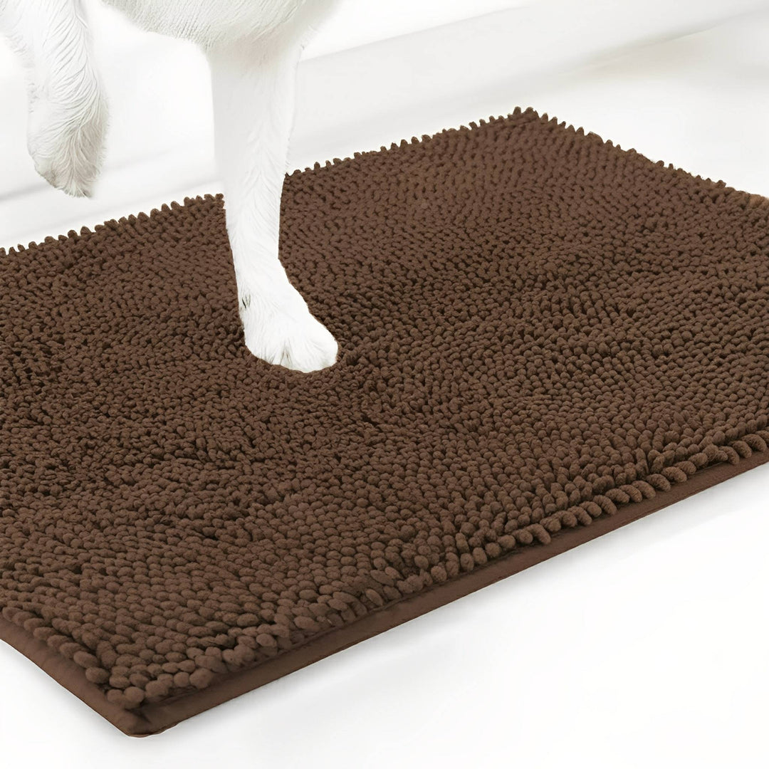 Absorberende antislip deurmat voor honden met vuile poten