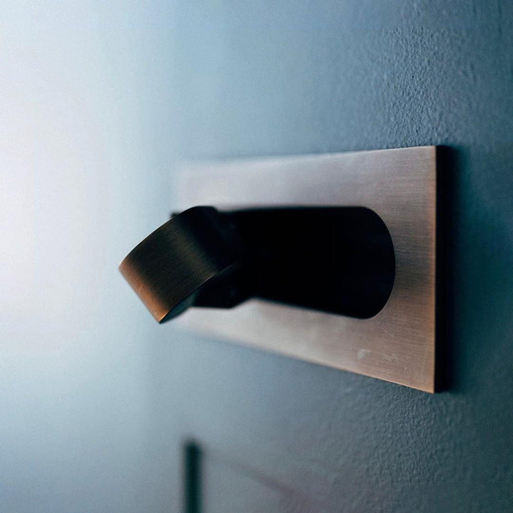 BrightGlow - Verstelbare LED Nachtlamp Met Modern Design