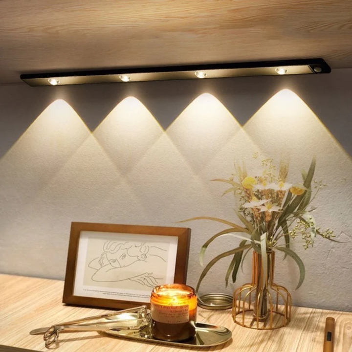 BrightGlow - Draadloze LED-Lamp Met Bewegingssensor & Aanpasbare Lichtkleur