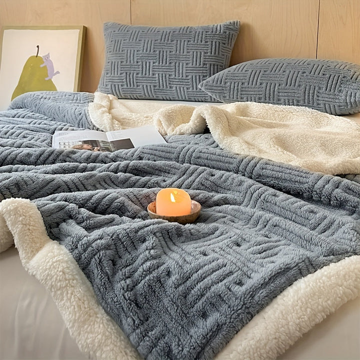 CozyNest - Luxe Pluche Deken Dubbelzijdig Fluweel & Imitatie Lamswol