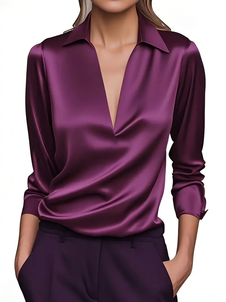 Satijnen blouse voor dames met V-hals en gedrapeerde kraag