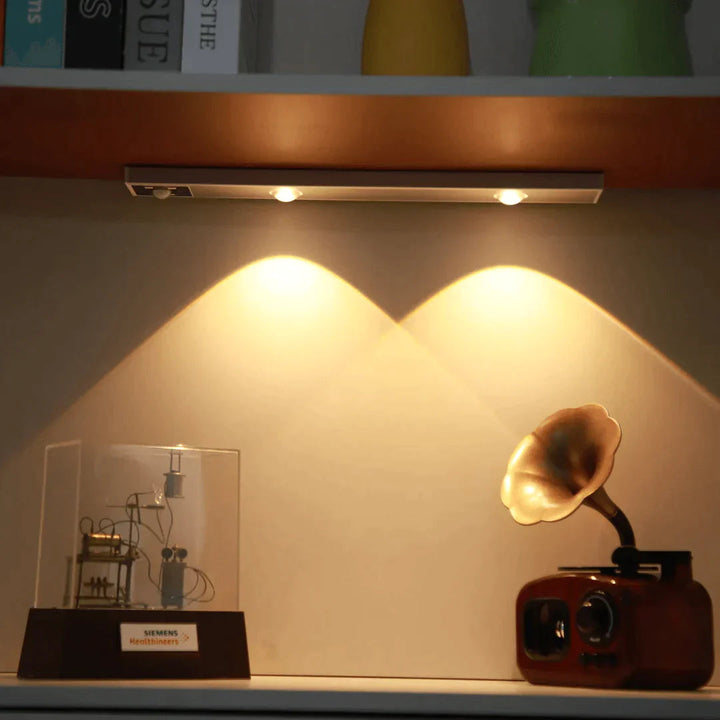 BrightBeam - LED Sensor Lamp | Draadloze Bewegingssensor Verlichting