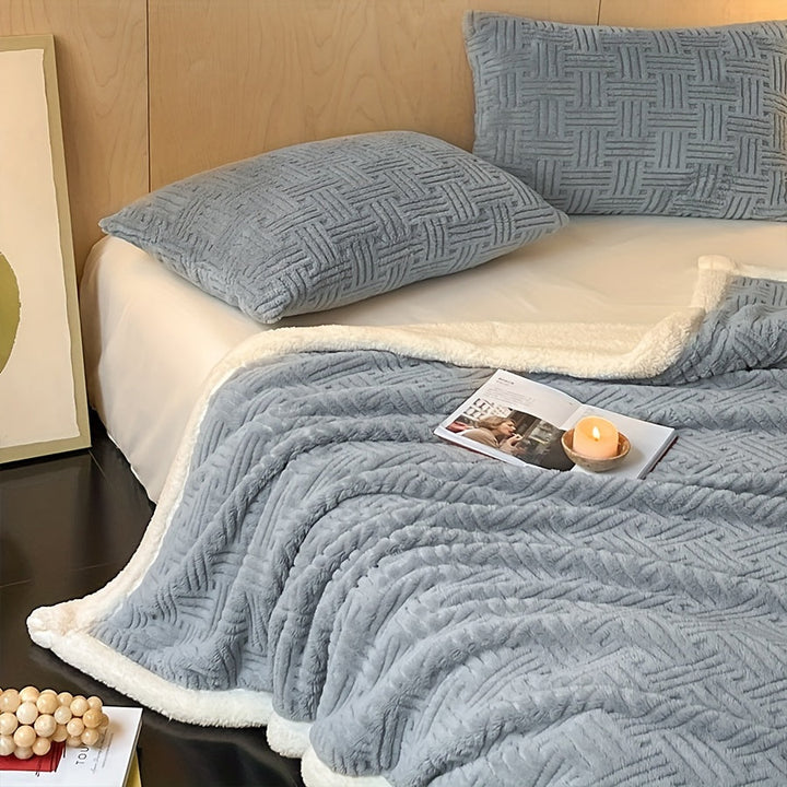CozyNest - Luxe Pluche Deken Dubbelzijdig Fluweel & Imitatie Lamswol