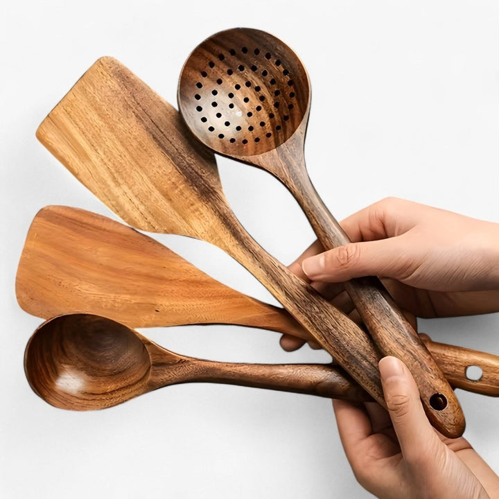 https://cdn.shopify.com/s/files/1/0552/3013/6511/files/ecowood-11-teiliges-kochgeschirr-set-hitzebestandiges-holzbesteck-fur-antihaft-kochgeschirr-770003.jpg?v=1735772810