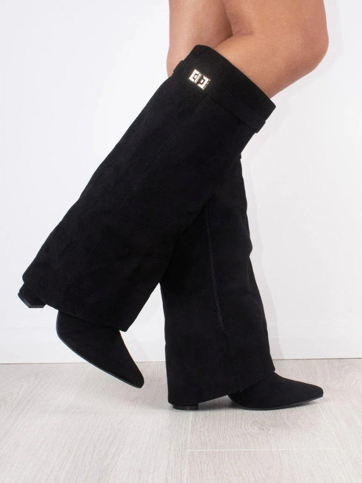 Elegante hoogwaardige damesschoenen – gouden details