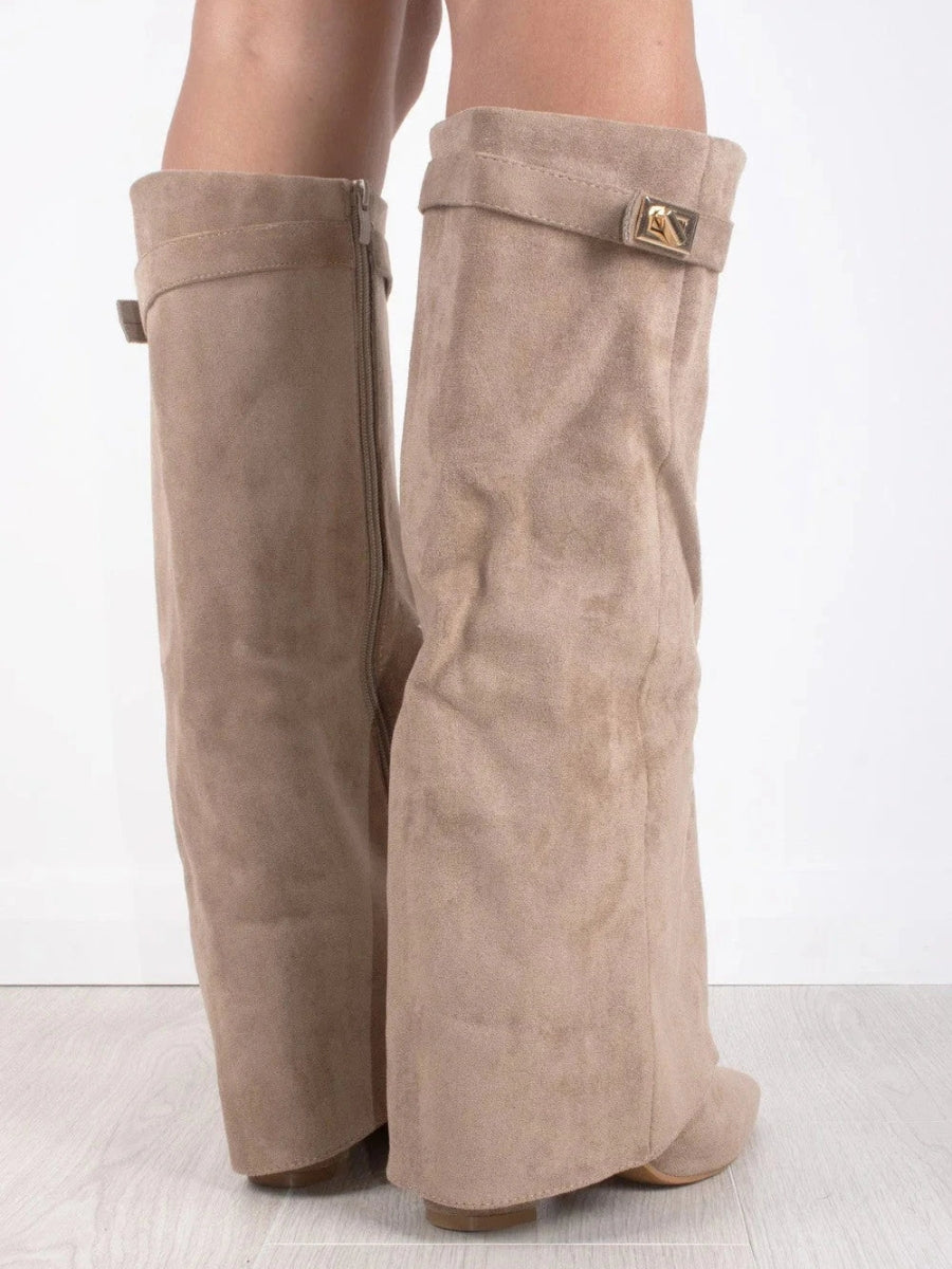 Elegante damesschoenen van hoge kwaliteit – gouden details