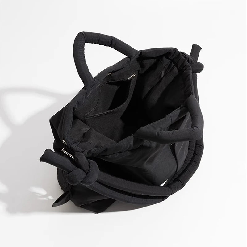 Unieke pufferhandtas met trendy volume - Riva