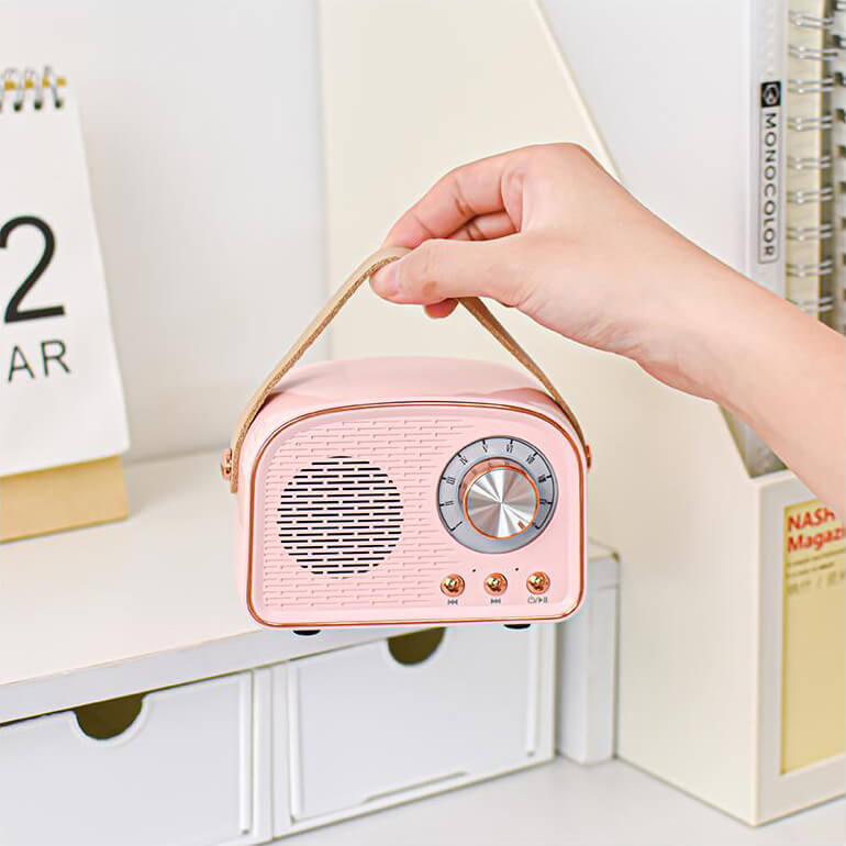 Vintage Bluetooth luidspreker met FM-radio – RetroVibe