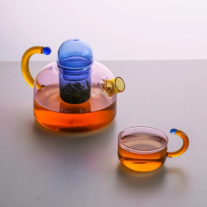 Theezetset met theepot en mok in urban stijl