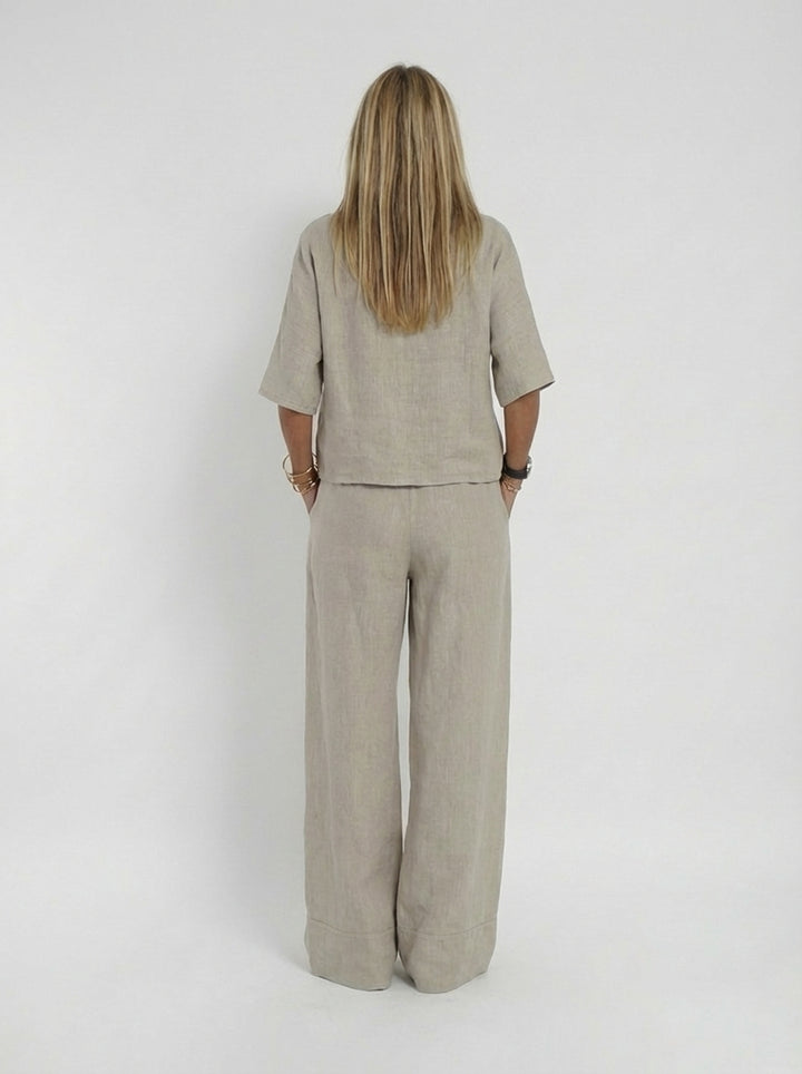 Luchtig Tweedelig Damesset Met Wijde Broek