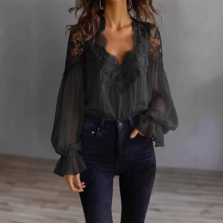Damesblouse met panelen, ruches, pofmouwen en plooien