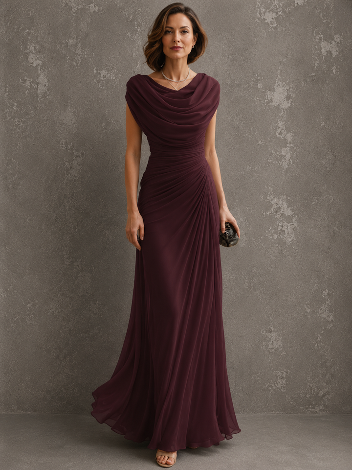Gedrapeerde maxi-jurk met mouwloos silhouet