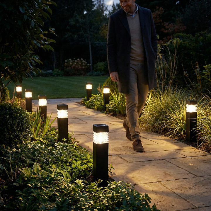 Led-prikspots op zonne-energie voor paden
