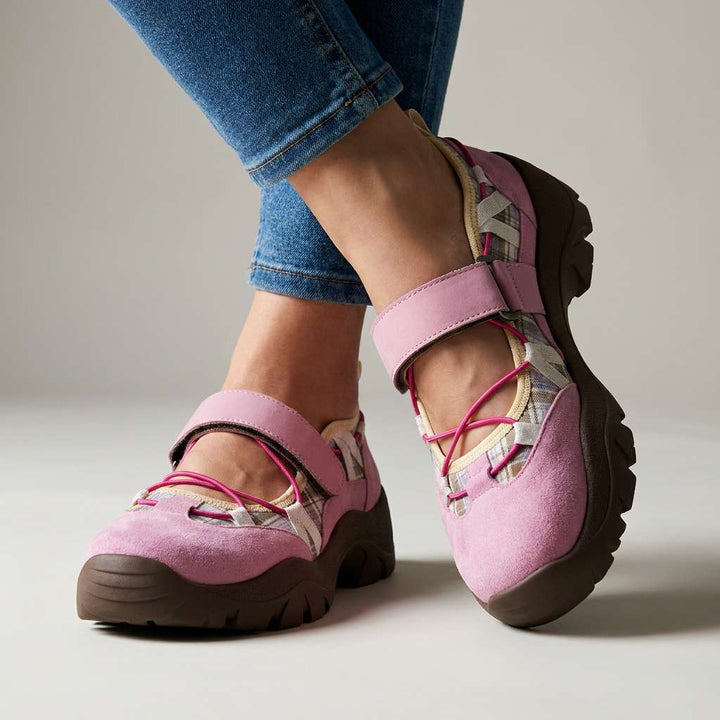 Comfortabele damesslippers met klittenbandbandje | Lichte instapschoenen