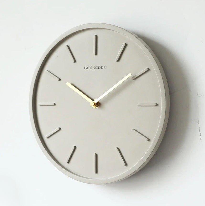 Cement Wandklok met Metalen Slinger - Tundra