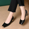 Pumps met slangenprint en vierkante neus