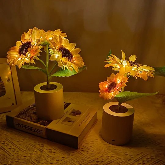 LED-sfeerlamp in zonnebloemstijl, decoratief warm licht